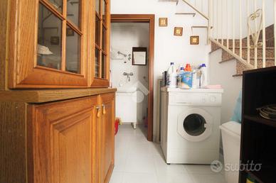 CASA SEMINDIPENDENTE A BOTRICELLO