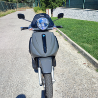 Piaggio Beverly 500