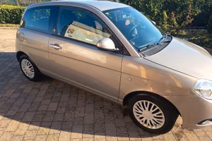 LANCIA Y 2009