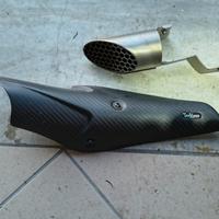 Cover carbonio slip on Leo vince