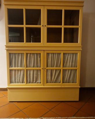Credenza moderna in legno 