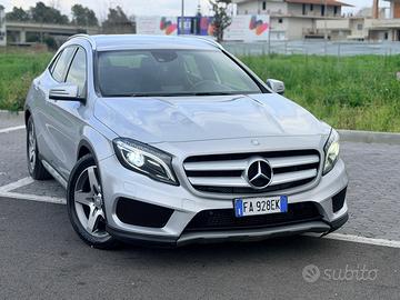 MERCEDES GLA 220 4MATIC