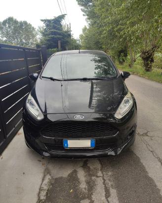Ford Fiesta ST LINE