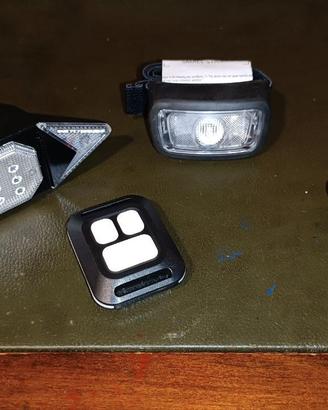 KIT LUCI BICICLETTA + HEADLAMP HL50 DECATHLON
