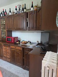 CUCINA LEGNO MARRONE