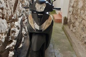 A F F A R E !  HONDA SH300i ABS