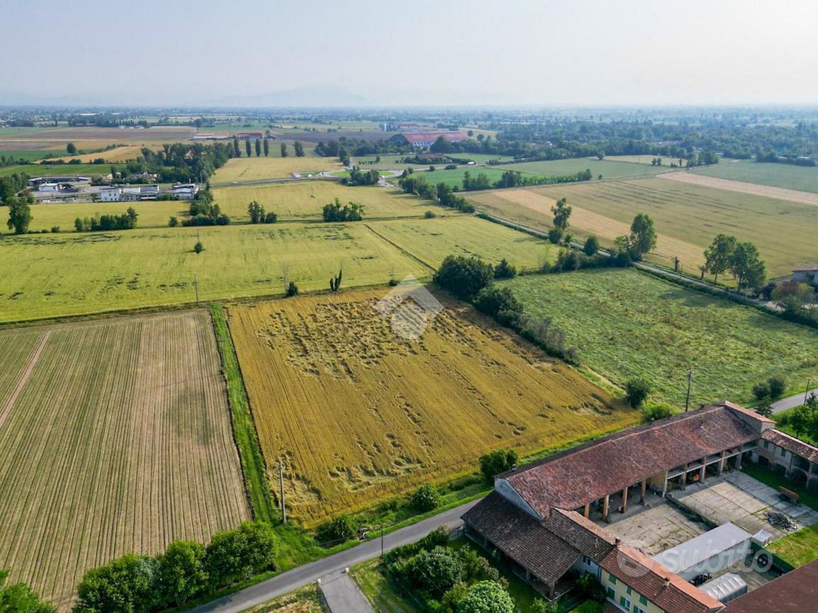 TERRENO A MANERBIO - Vista 3