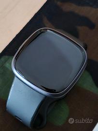 orologio fitbit versa 4