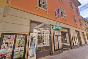 Attività / Licenza di 40 m² a Rovereto