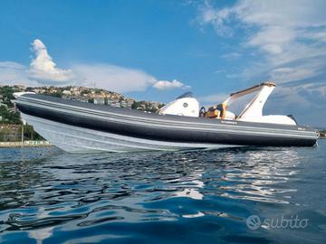 GOMMONE ITALBOATS 28 GT 2019 e Mercury 300