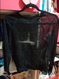 Maglietta nera trasparente