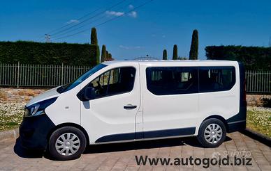 Opel Vivaro Combi 8 posti