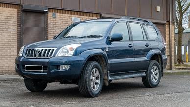 Toyota Land Cruiser KDJ 120 3.0 D-4D 16V cat 5 por