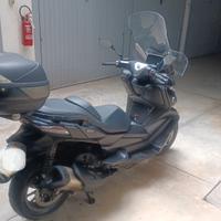 Voge SR4 max Sfida 400cc
