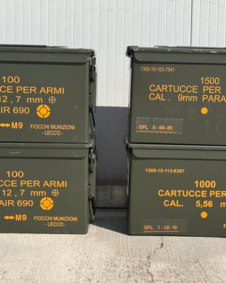 Cassette porta munizioni militari