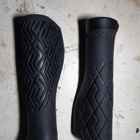 Manopole ergonomiche Bontrager per bici e mtb