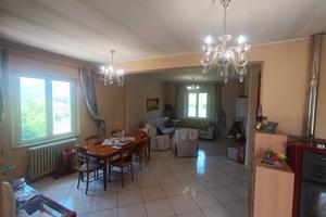 BIFAMILIARE+5000MQ DI GIARDINI SUI SIBILLINI