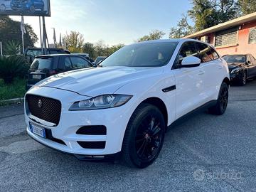 Jaguar F-Pace 2.0 D 240 CV AWD aut. R-Sport white 