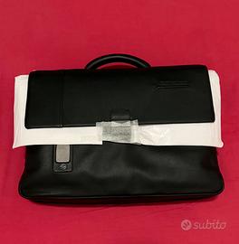 Borsa Piquadro in pelle nera