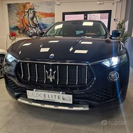 Maserati Levante 3.0 V6 Granlusso 250cv *BLU NOBIL