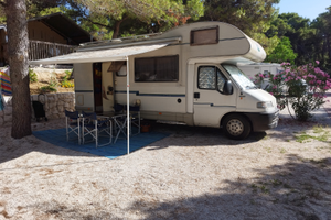 Camper mansardato 7 posti