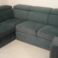 Divano, madia e tavolo allungabile con 6 sedie