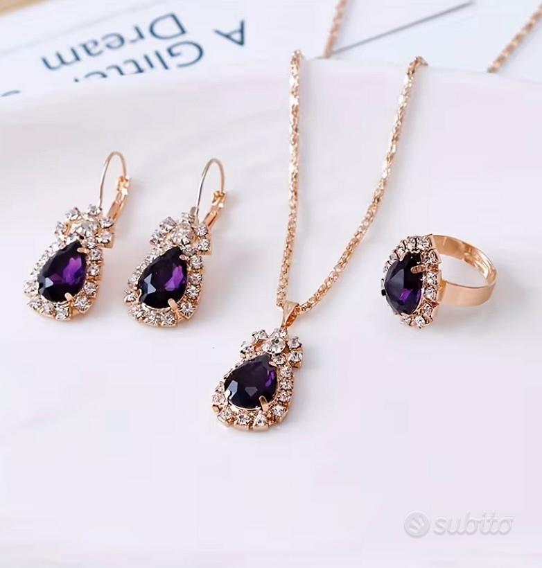 Set gioielli viola: collana, orecchini e anello - Abbigliamento e Accessori In vendita a Milano