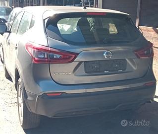 Nissan Qashqai 1.3 Turbo Benz