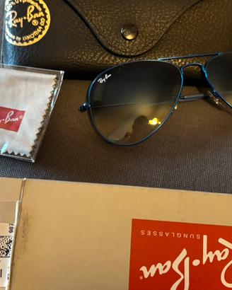 Due paia Occhiali ray-ban