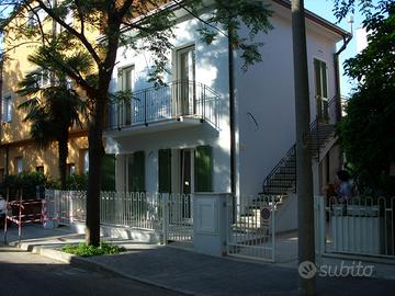 CATTOLICA, Bilocali a marina centro, dal 9 settemb