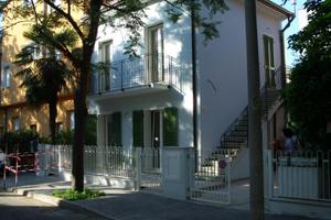 CATTOLICA, Bilocali a marina centro