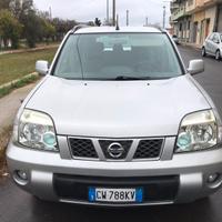 Nissan Xtrail 2200 td