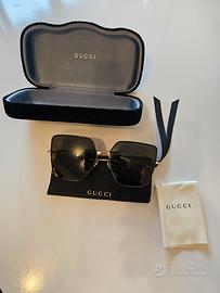 Occhiali da sole Gucci GG0436S Oversize Oro e Grig