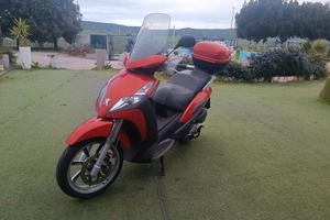 Scooter Peugeot Geopolis 250