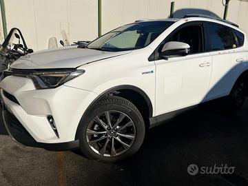 RICAMBI TOYOTA RAV 4 HYBRID 2015-2019