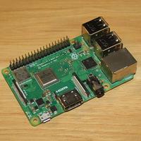 Raspberry Pi3 Model B+ da 1 GB con SD card 64 GB