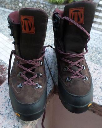 scarponi  da trekking