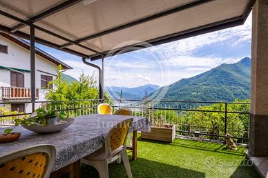 Casa indipendente di 130 m² con 3 locali e box aut