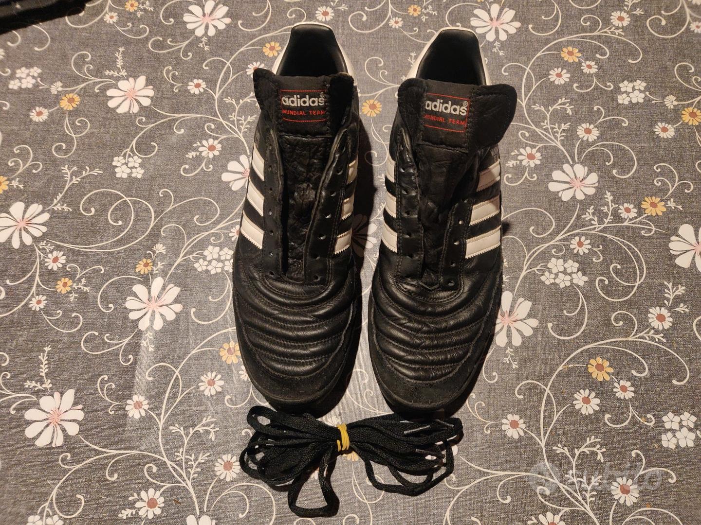 Adidas scarpe 2024 calcetto mundial team