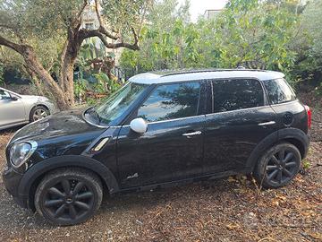 MINI COUNTRYMAN COOPER SD ALL4 full optional. 2000