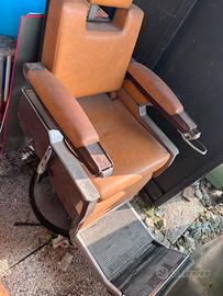 Sedia da barbiere vintage