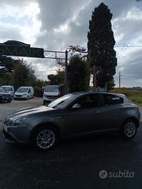 Alfa Romeo Giulietta 1.6 JTDm Neopatentati-11-2017