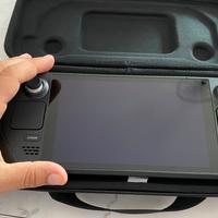 Steam Deck LCD 1TB + Custodia e Caricatore