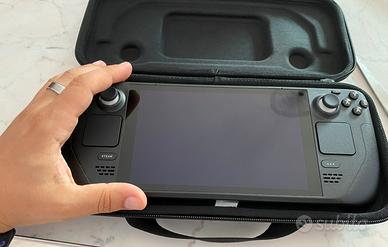 Steam Deck LCD 1TB + Custodia e Caricatore