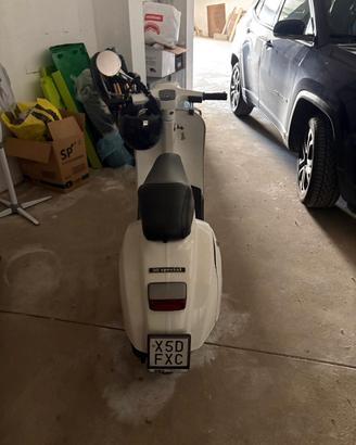 Vespa 50 Special