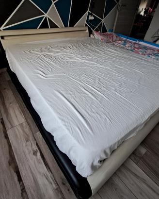 Letto in pelle King Size contenitore+materasso!!