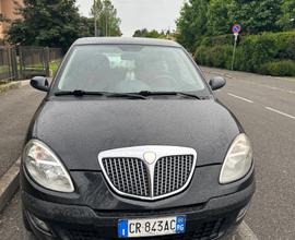 Lancia y - 2004