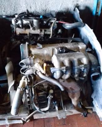 MOTORE NISSAN VANETTE 1.9 D
