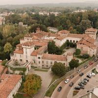 Bilocale zona Somma Lombardo con balcone