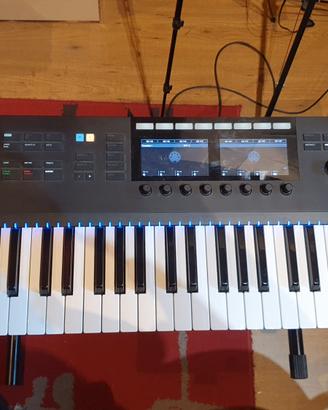 Komplete Kontrol S61 MK2 - PERFETTE CONDIZIONI